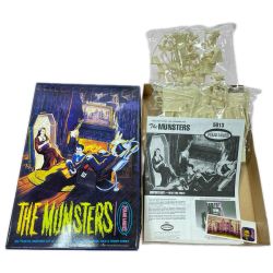 THE MUNSTERES ザ・マンスターズ リビングルーム プラモデル ポーラーライツ Bランク