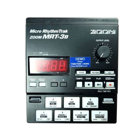 ZOOM ズーム リズムマシン  MRT-3B ACアダプター・箱付