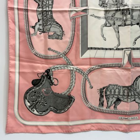 HERMES エルメス GRAND APPARAT スカーフ シルク100%  ピンク