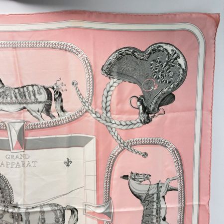 HERMES エルメス GRAND APPARAT スカーフ シルク100%  ピンク
