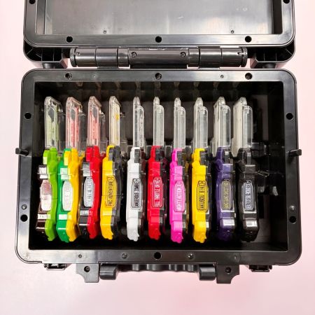 仮面ライダーエグゼイド DXライダーガシャットケース ガシャット10個まとめ