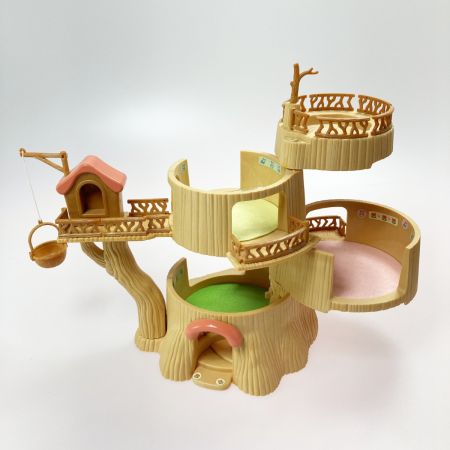 シルバニアファミリー コ-22赤ちゃん広場の大きな樹のお家/コ-29赤ちゃん広場のパーティセット/赤ちゃん3体