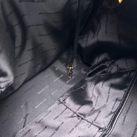 MICHAEL KORS マイケルコース リュック  レザー スタッズ ブラック レディース 