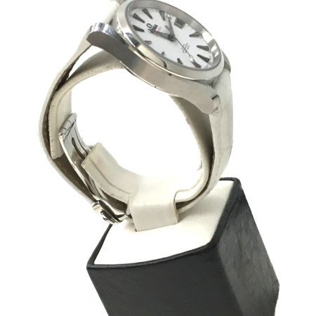  OMEGA オメガ シーマスター アクアテラ 231.13.39.21.54.001 ホワイト