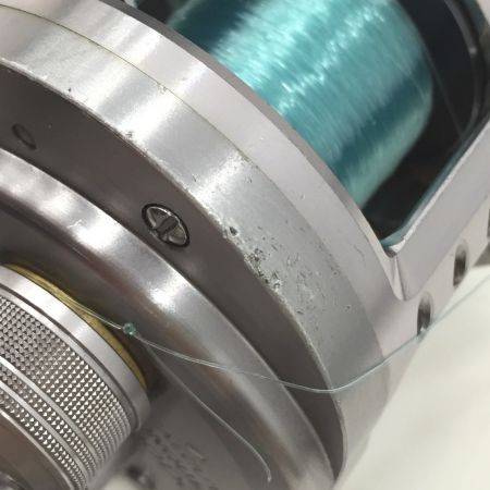  SHIMANO シマノ 09 カルカッタコンクエスト 200DC ベイトリール 02281
