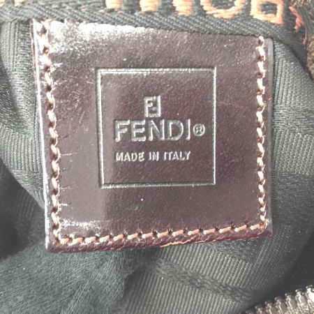  FENDI フェンディ ズッカ柄　バニティ アクセサリーポーチ ヴィンテージ ブラウン