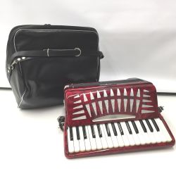 △△ YAMAHA ヤマハ アコーディオン ケース付 YA-32 Dランク