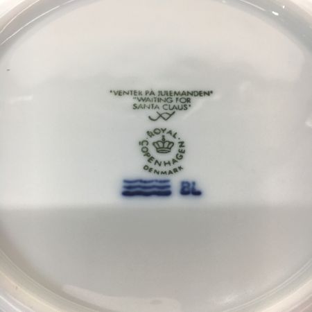  ROYAL COPENHAGEN ロイヤル・コペンハーゲン イヤープレート 2011年版