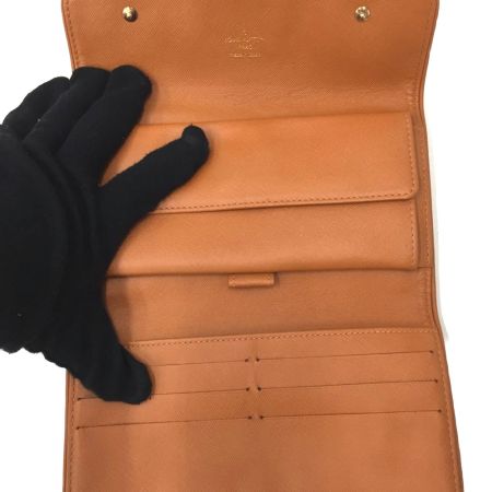  LOUIS VUITTON ルイヴィトン モノグラムミニ ポルトトレゾールインターナショナル M92444 ベージュ