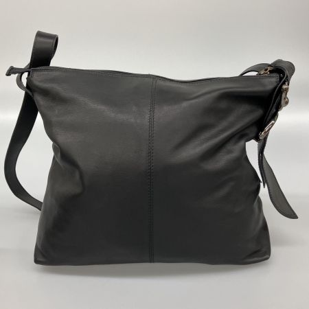  EMPORIO ARMANI エンポリオアルマーニ レザー ショルダーバッグ  ブラック