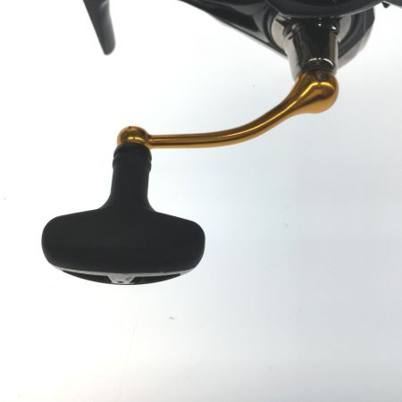  DAIWA ダイワ スピニングリール  REVROS LT3000D-C ライン付属