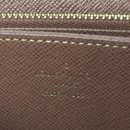  LOUIS VUITTON ルイヴィトン モノグラム ジッピーウォレット ラウンドファスナー長財布 M42616