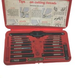 △△ Snap-on スナップオン タップ＆ダイスセット タップアンドダイス TDM-117A レッド Bランク