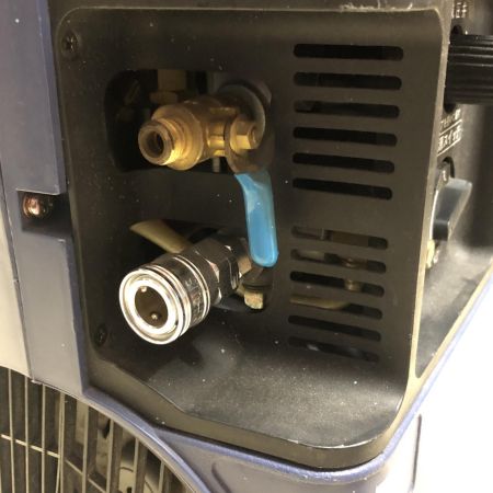 ANEST IWATA コンプレッサー OFP-041C