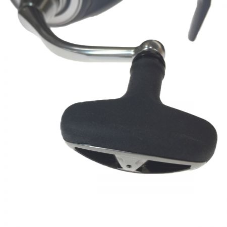  DAIWA ダイワ スピニングリール LT3000-CXH 00060048 19ｾﾙﾃｰﾄ 箱付