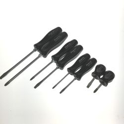 △△ Snap-on スナップオン プラスドライバー　マイナスドライバー8本セット SDD1 SDD2 SDD6 SDDP22 SDDP31 SDDP42 SDDP63 ブラック Bランク
