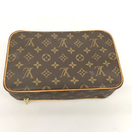  LOUIS VUITTON ルイヴィトン モノグラム トゥルースボワット M47640
