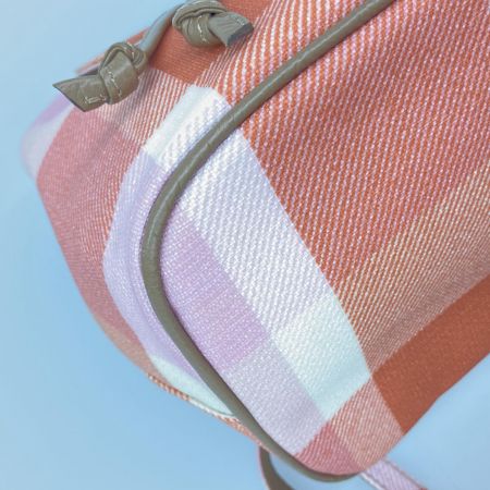   ブルーレーベルクレストブリッジ　リュック　チェック　タグ付 55104-501-12 ピンク