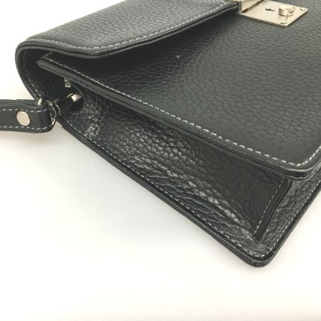  BURBERRY バーバリー セカンドバッグ シボ革 ノバチェック シャドーホース　自立