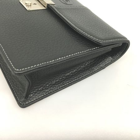  BURBERRY バーバリー セカンドバッグ シボ革 ノバチェック シャドーホース　自立