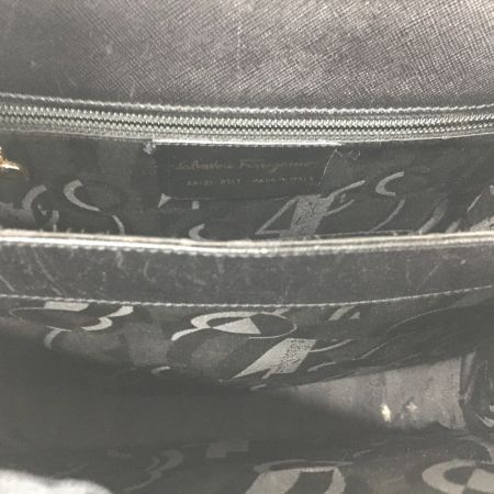  Salvatore Ferragamo サルヴァトーレフェラガモ 2WAYショルダーバッグ ガンチーニ  レザー AF-21 ブラック