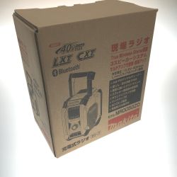 △△ MAKITA マキタ 充電式ラジオ　 40Vmax MR005GZO オリーブ Sランク