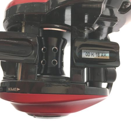  Abu Garcia アブガルシア ベイトリール  REVO ROCKET REVO4 ROCKET 右ハンドル 外箱付属