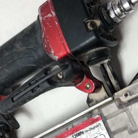 €€ MAKITA マキタ 高圧仕上釘打 AF551H レッド