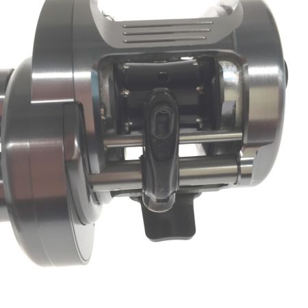  SHIMANO シマノ 両軸リール 19カルカッタコンクエストDC 200 03978 箱付属