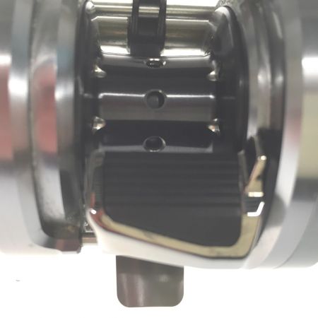  SHIMANO シマノ 両軸リール 19カルカッタコンクエストDC 200 03978 箱付属
