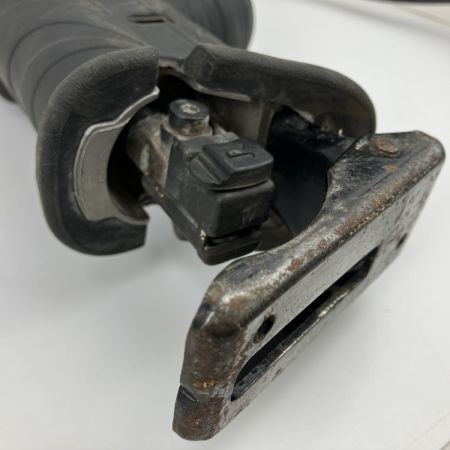 ЗЗ HITACHI 日立 100v 130mm セーバーソー ケース付 CR13V2 グリーン