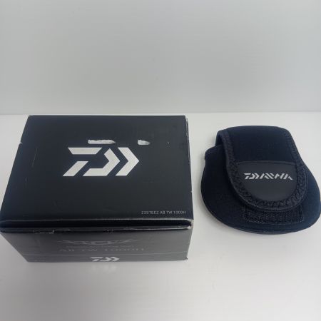 DAIWA ダイワ ベイトリール スティーズ 00613384 右ハンドル 外箱付属