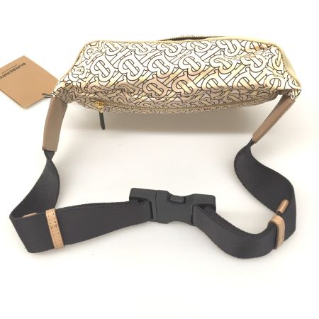  BURBERRY バーバリー  ボディバッグ ブラッシュ ピンク