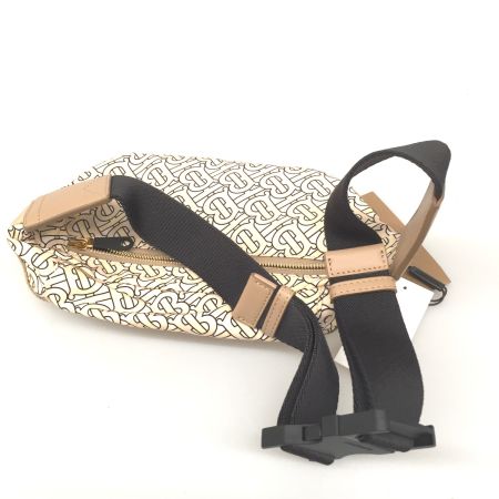  BURBERRY バーバリー  ボディバッグ ブラッシュ ピンク