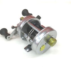 △△ ABU 両軸リール　アンバサダー　フットナンバー990001 Ambassadeur 2500C Aランク