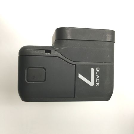   GoPro HERO7 アクションカメラ  バッテリーVESIRI製 ケース・オプションパーツ付