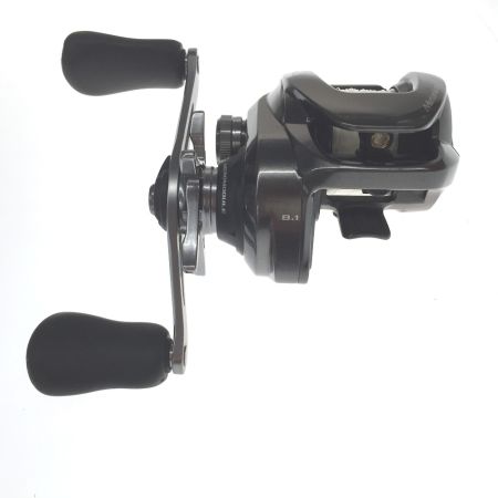  SHIMANO シマノ ベイトリール 20メタニウム 04116 右ハンドル 箱、ライン付属