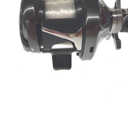  SHIMANO シマノ ベイトリール 23メタニウム 046116 右ハンドル 箱、ライン付属