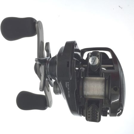  SHIMANO シマノ ベイトリール 23メタニウム 046116 右ハンドル 箱、ライン付属