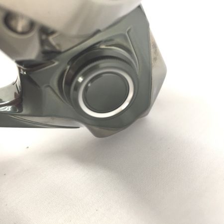  SHIMANO シマノ スピニングリール 22ステラ C2000SHG 外箱付属