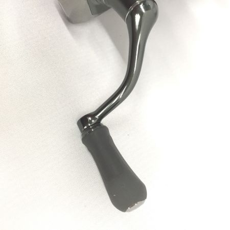  SHIMANO シマノ スピニングリール 22ステラ C2000SHG 外箱付属