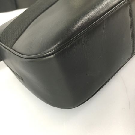   Salvatore Ferragamo ヴァラリボン レザーワンショルダーバッグ  AQ-217203