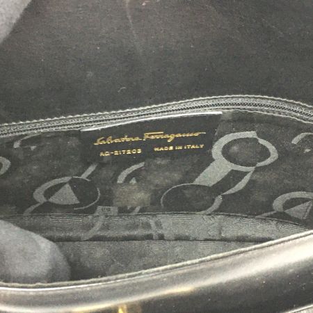  Salvatore Ferragamo ヴァラリボン レザーワンショルダーバッグ  AQ-217203