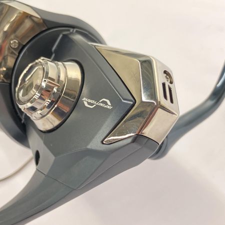  SHIMANO シマノ 2 スピニングリール 20ストラディック SW6000XG  04247