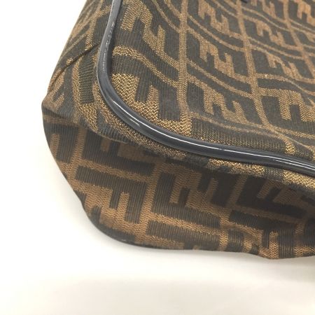 FENDI フェンディ ズッカ柄 2WAY ショルダーバッグ キャンバス×エナメル 2415-8BR607-ARN-098 ブラウン
