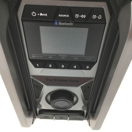  MAKITA マキタ 充電式ラジオ　 MR005G