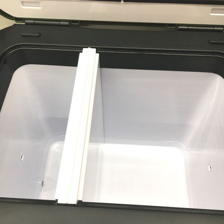  HiKOKI ハイコーキ 18V　コードレス冷温庫　マルチボルトバッテリー付属　（BSL36B18X） UL18DBA グリーン