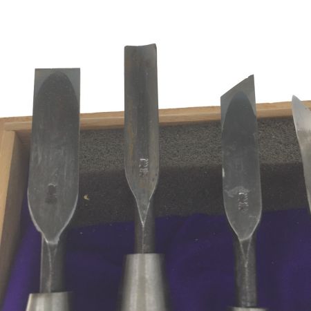  奏 彫刻刀 泰 10種10本組 彫清作 木彫り鑿 彫刻小道具 10本組 木箱付