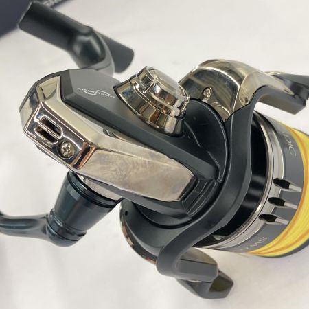  SHIMANO シマノ 1 スピニングリール 20ストラディック SW6000XG  04247