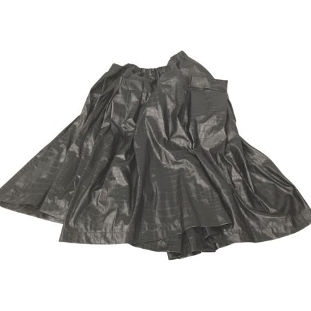  COMME des GARCONS コムデギャルソン AD2024 アシンメトリーフェイクレザースカート GN-S001 ブラック